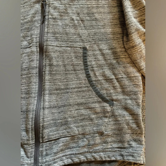 Women’s Columbia Zipper Jacket - Picture 3 of 5